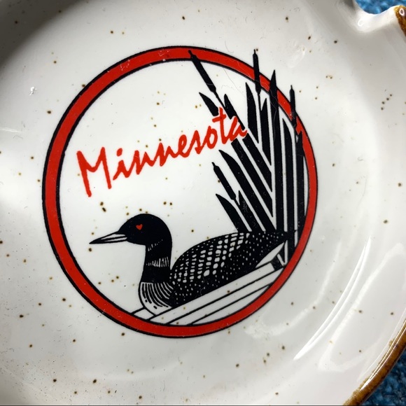 Minnesota Speckled Ceramic Ash Tray Souvenir Piece - Picture 2 of 6